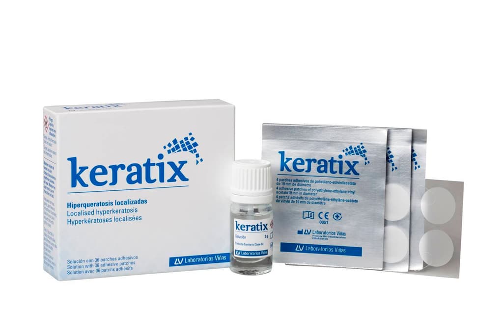 Imagen de Keratix Solucion + Parches Adhesivos + 36 Parches + Pincel